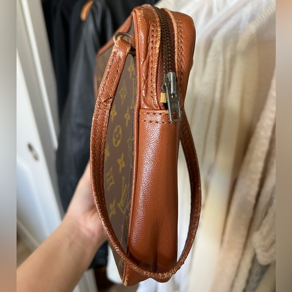 AUTHENTIC LOUIS VUITTON Monogram Brown Wristlet/Clutch Bag - Picture 13 of 17